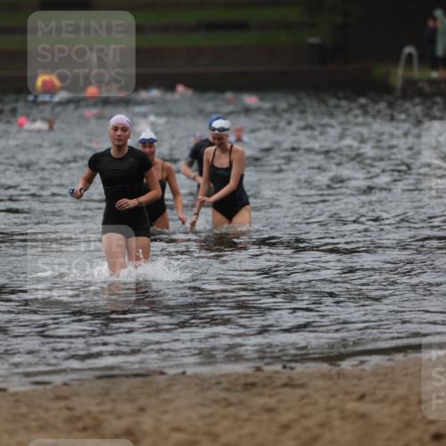 13.09.2026 - Stadtparktriathlon Mo-Foto http://msf.ph/oto/10248498 13.09.2026 13:13:57 Schwimmen 1440, 1448, 1470 meine-sportfotos.de