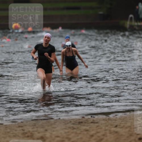 13.09.2026 - Stadtparktriathlon Mo-Foto http://msf.ph/oto/10248502 13.09.2026 13:13:58 Schwimmen 1440, 1448, 1470 meine-sportfotos.de