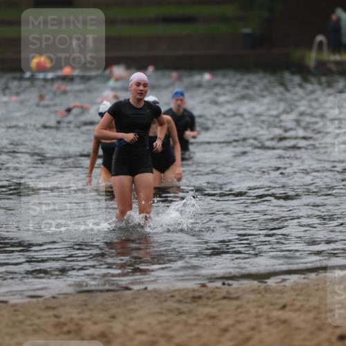13.09.2026 - Stadtparktriathlon Mo-Foto http://msf.ph/oto/10248505 13.09.2026 13:13:58 Schwimmen 1440, 1448, 1470 meine-sportfotos.de