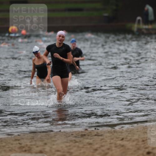 13.09.2026 - Stadtparktriathlon Mo-Foto http://msf.ph/oto/10248506 13.09.2026 13:13:59 Schwimmen 1440, 1448, 1470 meine-sportfotos.de