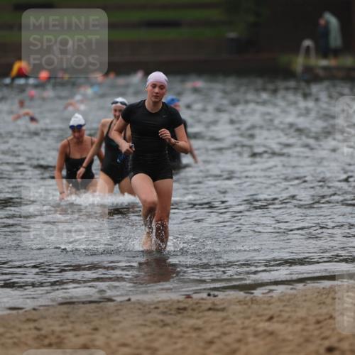 13.09.2026 - Stadtparktriathlon Mo-Foto http://msf.ph/oto/10248510 13.09.2026 13:13:59 Schwimmen 1440, 1448, 1470 meine-sportfotos.de