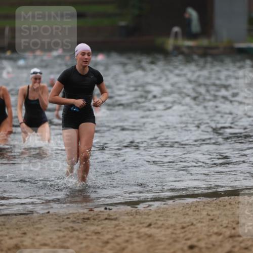 13.09.2026 - Stadtparktriathlon Mo-Foto http://msf.ph/oto/10248514 13.09.2026 13:14:00 Schwimmen 1440, 1448, 1470 meine-sportfotos.de