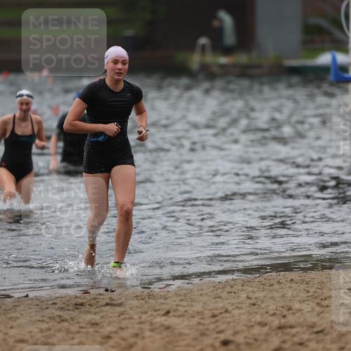 13.09.2026 - Stadtparktriathlon Mo-Foto http://msf.ph/oto/10248518 13.09.2026 13:14:01 Schwimmen 1440, 1448, 1470 meine-sportfotos.de
