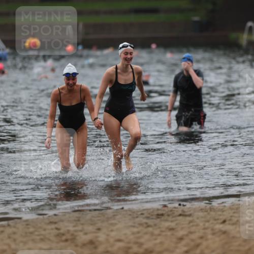 13.09.2026 - Stadtparktriathlon Mo-Foto http://msf.ph/oto/10248536 13.09.2026 13:14:05 Schwimmen 1434, 1440, 1448, 1470 meine-sportfotos.de