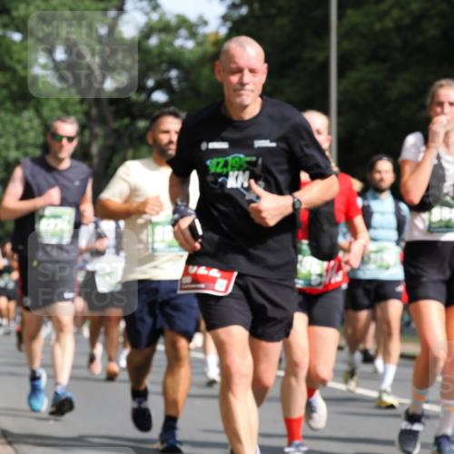 13.09.2026 - 21. swb-Marathon Bremen TobiasT http://msf.ph/oto/10248548 13.09.2026 12:12:33 Laufen 12, 19 meine-sportfotos.de
