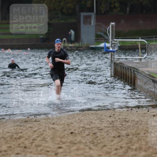 13.09.2026 - Stadtparktriathlon Mo-Foto http://msf.ph/oto/10248566 13.09.2026 13:14:12 Schwimmen 1434, 1440, 1470 meine-sportfotos.de