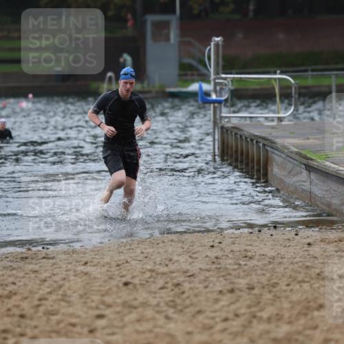 13.09.2026 - Stadtparktriathlon Mo-Foto http://msf.ph/oto/10248569 13.09.2026 13:14:12 Schwimmen 1434, 1440, 1470 meine-sportfotos.de