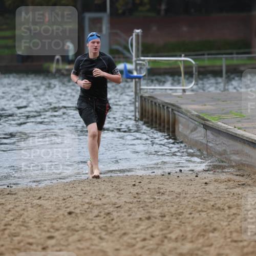 13.09.2026 - Stadtparktriathlon Mo-Foto http://msf.ph/oto/10248575 13.09.2026 13:14:13 Schwimmen 1434, 1440, 1470 meine-sportfotos.de