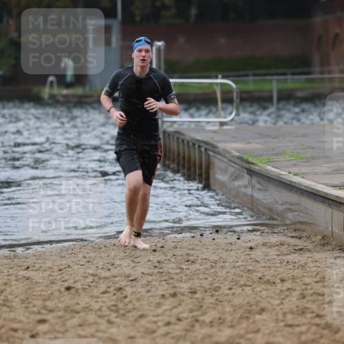 13.09.2026 - Stadtparktriathlon Mo-Foto http://msf.ph/oto/10248578 13.09.2026 13:14:14 Schwimmen 1434, 1440, 1470 meine-sportfotos.de