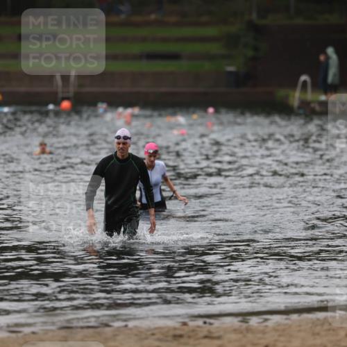 13.09.2026 - Stadtparktriathlon Mo-Foto http://msf.ph/oto/10248584 13.09.2026 13:14:30 Schwimmen 1450, 1474 meine-sportfotos.de