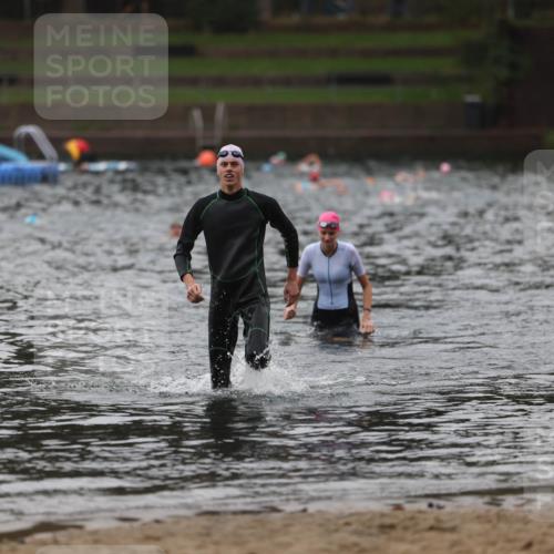 13.09.2026 - Stadtparktriathlon Mo-Foto http://msf.ph/oto/10248589 13.09.2026 13:14:31 Schwimmen 1450, 1474 meine-sportfotos.de