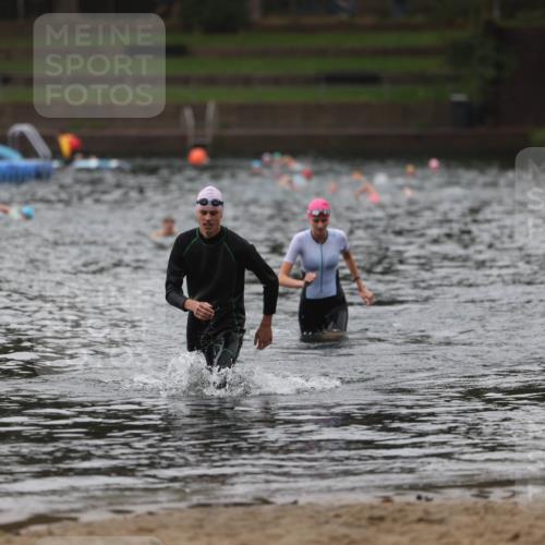 13.09.2026 - Stadtparktriathlon Mo-Foto http://msf.ph/oto/10248590 13.09.2026 13:14:32 Schwimmen 1450, 1474 meine-sportfotos.de