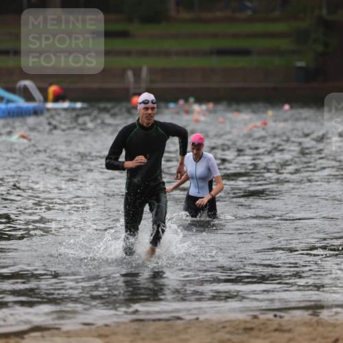 13.09.2026 - Stadtparktriathlon Mo-Foto http://msf.ph/oto/10248593 13.09.2026 13:14:33 Schwimmen 1450, 1474 meine-sportfotos.de