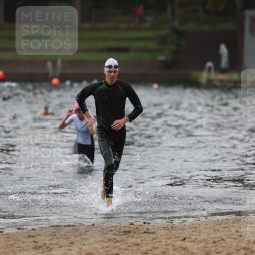 13.09.2026 - Stadtparktriathlon Mo-Foto http://msf.ph/oto/10248597 13.09.2026 13:14:34 Schwimmen 1450, 1474 meine-sportfotos.de