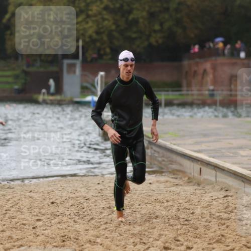13.09.2026 - Stadtparktriathlon Mo-Foto http://msf.ph/oto/10248610 13.09.2026 13:14:37 Schwimmen 1450, 1474 meine-sportfotos.de