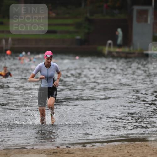 13.09.2026 - Stadtparktriathlon Mo-Foto http://msf.ph/oto/10248611 13.09.2026 13:14:38 Schwimmen 1450, 1474 meine-sportfotos.de