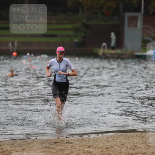 13.09.2026 - Stadtparktriathlon Mo-Foto http://msf.ph/oto/10248614 13.09.2026 13:14:39 Schwimmen 1450, 1474 meine-sportfotos.de