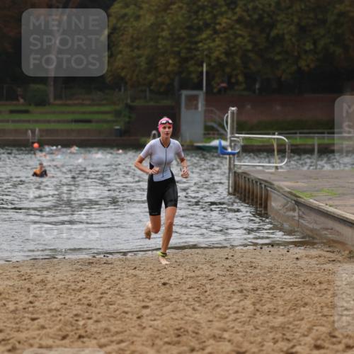 13.09.2026 - Stadtparktriathlon Mo-Foto http://msf.ph/oto/10248624 13.09.2026 13:14:41 Schwimmen 1450, 1474 meine-sportfotos.de