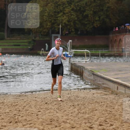 13.09.2026 - Stadtparktriathlon Mo-Foto http://msf.ph/oto/10248627 13.09.2026 13:14:41 Schwimmen 1450, 1474 meine-sportfotos.de