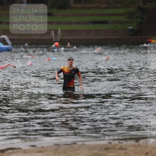 13.09.2026 - Stadtparktriathlon Mo-Foto http://msf.ph/oto/10248652 13.09.2026 13:14:56 Schwimmen 1459 meine-sportfotos.de