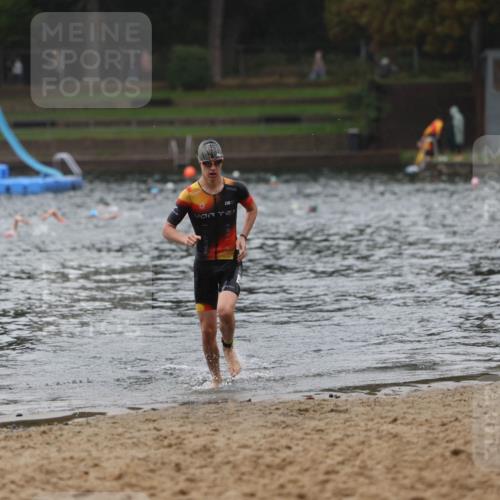 13.09.2026 - Stadtparktriathlon Mo-Foto http://msf.ph/oto/10248671 13.09.2026 13:15:05 Schwimmen 1459 meine-sportfotos.de