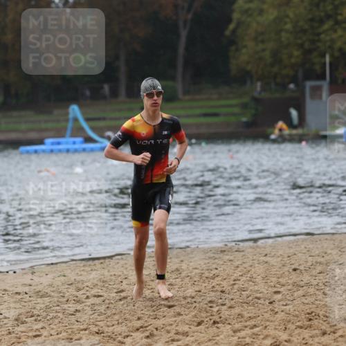 13.09.2026 - Stadtparktriathlon Mo-Foto http://msf.ph/oto/10248684 13.09.2026 13:15:08 Schwimmen 1459 meine-sportfotos.de