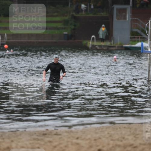 13.09.2026 - Stadtparktriathlon Mo-Foto http://msf.ph/oto/10248698 13.09.2026 13:15:45 Schwimmen 1512 meine-sportfotos.de