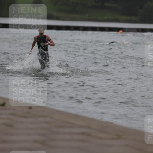 13.09.2026 - Stadtparktriathlon Mo-Foto http://msf.ph/oto/10248700 13.09.2026 13:15:50 Schwimmen 1512 meine-sportfotos.de