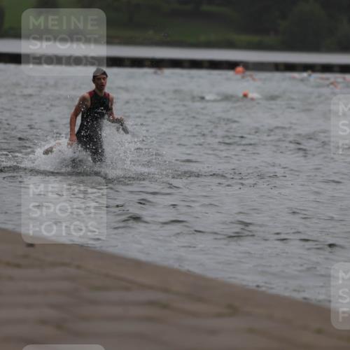 13.09.2026 - Stadtparktriathlon Mo-Foto http://msf.ph/oto/10248702 13.09.2026 13:15:51 Schwimmen 1507, 1512 meine-sportfotos.de