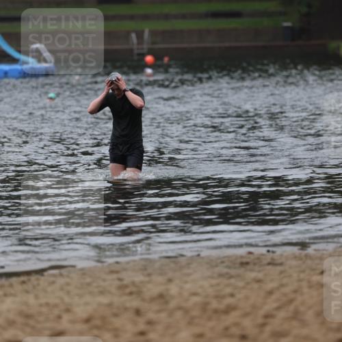 13.09.2026 - Stadtparktriathlon Mo-Foto http://msf.ph/oto/10248704 13.09.2026 13:15:53 Schwimmen 1507, 1512 meine-sportfotos.de