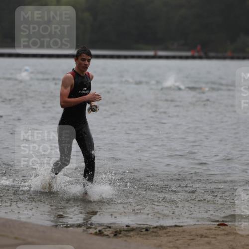 13.09.2026 - Stadtparktriathlon Mo-Foto http://msf.ph/oto/10248710 13.09.2026 13:15:57 Schwimmen 1462, 1507, 1512 meine-sportfotos.de