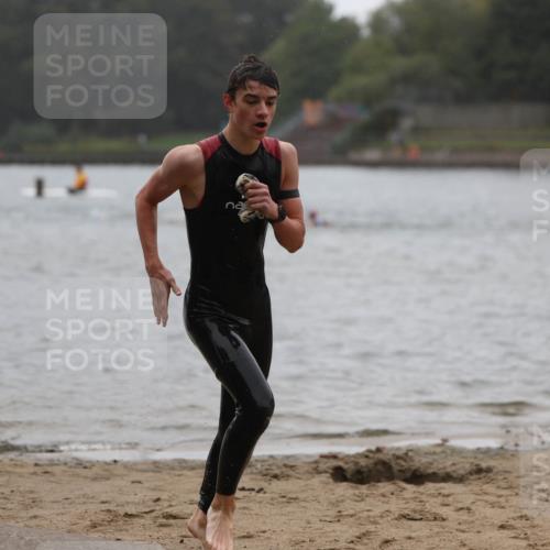 13.09.2026 - Stadtparktriathlon Mo-Foto http://msf.ph/oto/10248721 13.09.2026 13:15:59 Schwimmen 1462, 1507, 1512 meine-sportfotos.de