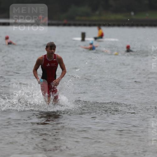 13.09.2026 - Stadtparktriathlon Mo-Foto http://msf.ph/oto/10248725 13.09.2026 13:16:02 Schwimmen 1462, 1507, 1512 meine-sportfotos.de