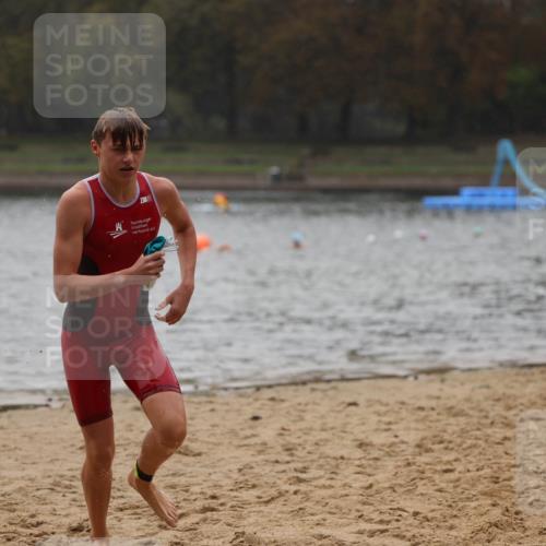13.09.2026 - Stadtparktriathlon Mo-Foto http://msf.ph/oto/10248744 13.09.2026 13:16:06 Schwimmen 1462, 1507 meine-sportfotos.de