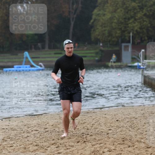13.09.2026 - Stadtparktriathlon Mo-Foto http://msf.ph/oto/10248752 13.09.2026 13:16:08 Schwimmen 1462, 1507 meine-sportfotos.de