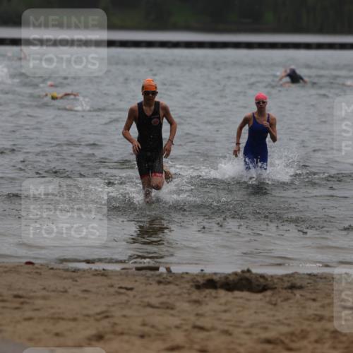 13.09.2026 - Stadtparktriathlon Mo-Foto http://msf.ph/oto/10248826 13.09.2026 13:16:54 Schwimmen 1484, 1526 meine-sportfotos.de
