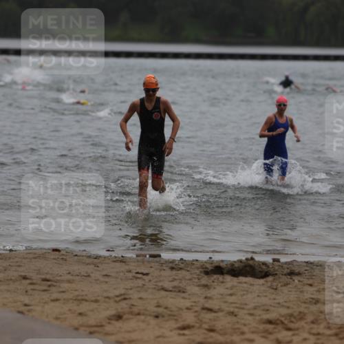 13.09.2026 - Stadtparktriathlon Mo-Foto http://msf.ph/oto/10248829 13.09.2026 13:16:55 Schwimmen 1484, 1526 meine-sportfotos.de