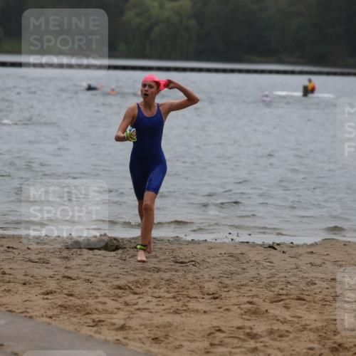 13.09.2026 - Stadtparktriathlon Mo-Foto http://msf.ph/oto/10248844 13.09.2026 13:16:59 Schwimmen 1484, 1519, 1526 meine-sportfotos.de