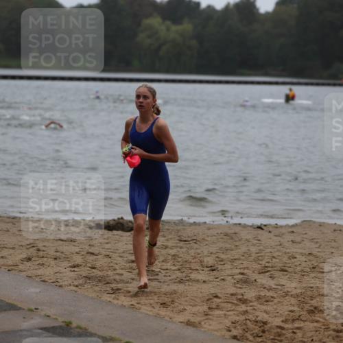13.09.2026 - Stadtparktriathlon Mo-Foto http://msf.ph/oto/10248850 13.09.2026 13:17:00 Schwimmen 1484, 1519, 1526 meine-sportfotos.de