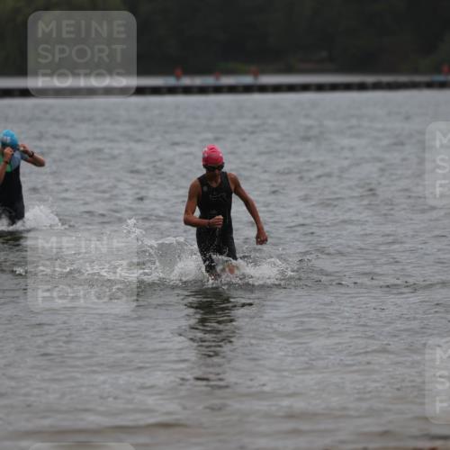 13.09.2026 - Stadtparktriathlon Mo-Foto http://msf.ph/oto/10248924 13.09.2026 13:18:19 Schwimmen 1525, 1529 meine-sportfotos.de