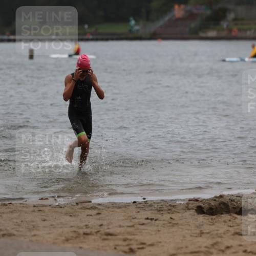 13.09.2026 - Stadtparktriathlon Mo-Foto http://msf.ph/oto/10248928 13.09.2026 13:18:23 Schwimmen 1492, 1525, 1529 meine-sportfotos.de