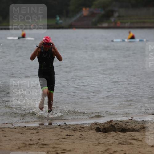 13.09.2026 - Stadtparktriathlon Mo-Foto http://msf.ph/oto/10248931 13.09.2026 13:18:24 Schwimmen 1492, 1525, 1529 meine-sportfotos.de