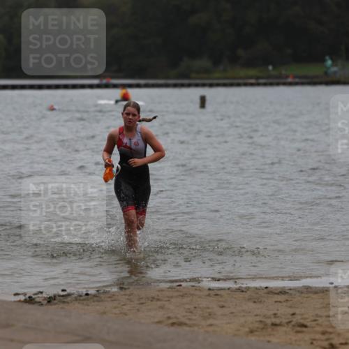 13.09.2026 - Stadtparktriathlon Mo-Foto http://msf.ph/oto/10249037 13.09.2026 13:18:59 Schwimmen 1485, 1494, 1500, 1501, 1502 meine-sportfotos.de