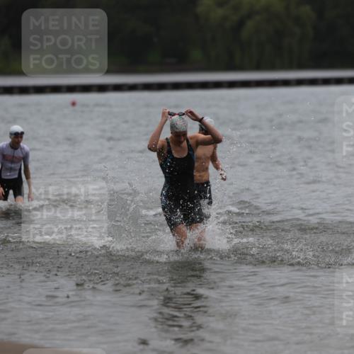 13.09.2026 - Stadtparktriathlon Mo-Foto http://msf.ph/oto/10249125 13.09.2026 13:19:29 Schwimmen 1486, 1495, 1527 meine-sportfotos.de
