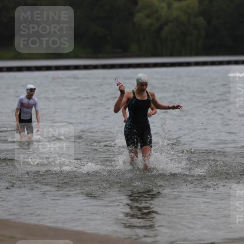 13.09.2026 - Stadtparktriathlon Mo-Foto http://msf.ph/oto/10249127 13.09.2026 13:19:29 Schwimmen 1486, 1495, 1527 meine-sportfotos.de