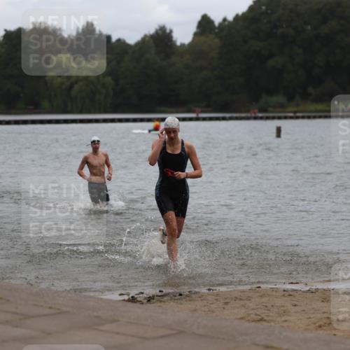 13.09.2026 - Stadtparktriathlon Mo-Foto http://msf.ph/oto/10249139 13.09.2026 13:19:31 Schwimmen 1478, 1486, 1495, 1527 meine-sportfotos.de