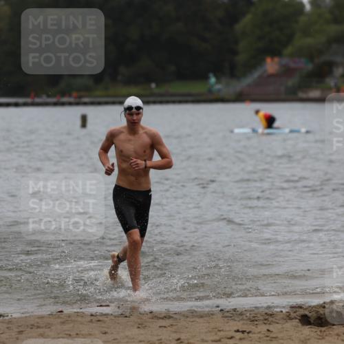 13.09.2026 - Stadtparktriathlon Mo-Foto http://msf.ph/oto/10249165 13.09.2026 13:19:36 Schwimmen 1478, 1486, 1495, 1527 meine-sportfotos.de