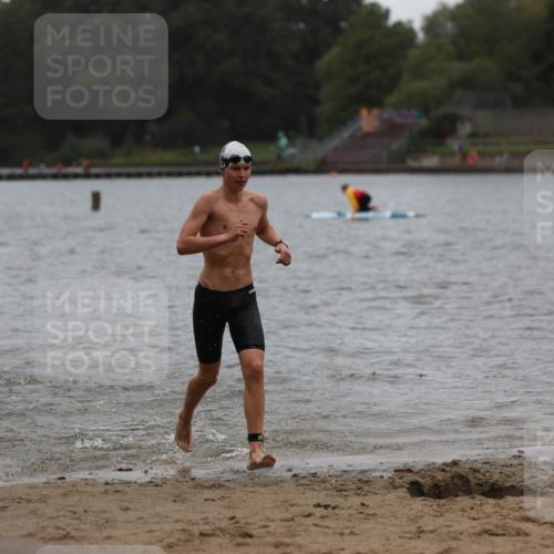 13.09.2026 - Stadtparktriathlon Mo-Foto http://msf.ph/oto/10249166 13.09.2026 13:19:36 Schwimmen 1478, 1486, 1495, 1527 meine-sportfotos.de