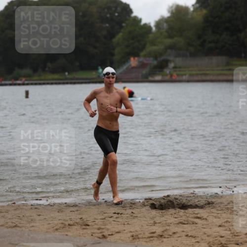 13.09.2026 - Stadtparktriathlon Mo-Foto http://msf.ph/oto/10249168 13.09.2026 13:19:37 Schwimmen 1478, 1486, 1495, 1527 meine-sportfotos.de