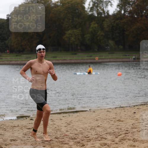 13.09.2026 - Stadtparktriathlon Mo-Foto http://msf.ph/oto/10249175 13.09.2026 13:19:38 Schwimmen 1478, 1486, 1495, 1527 meine-sportfotos.de